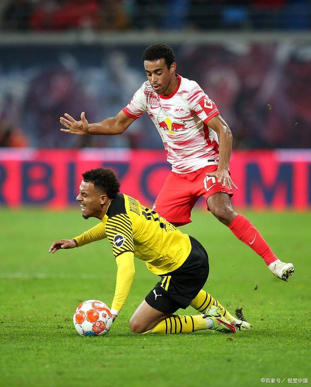 包含RB莱比锡球队在客场比赛中逆转胜利的词条