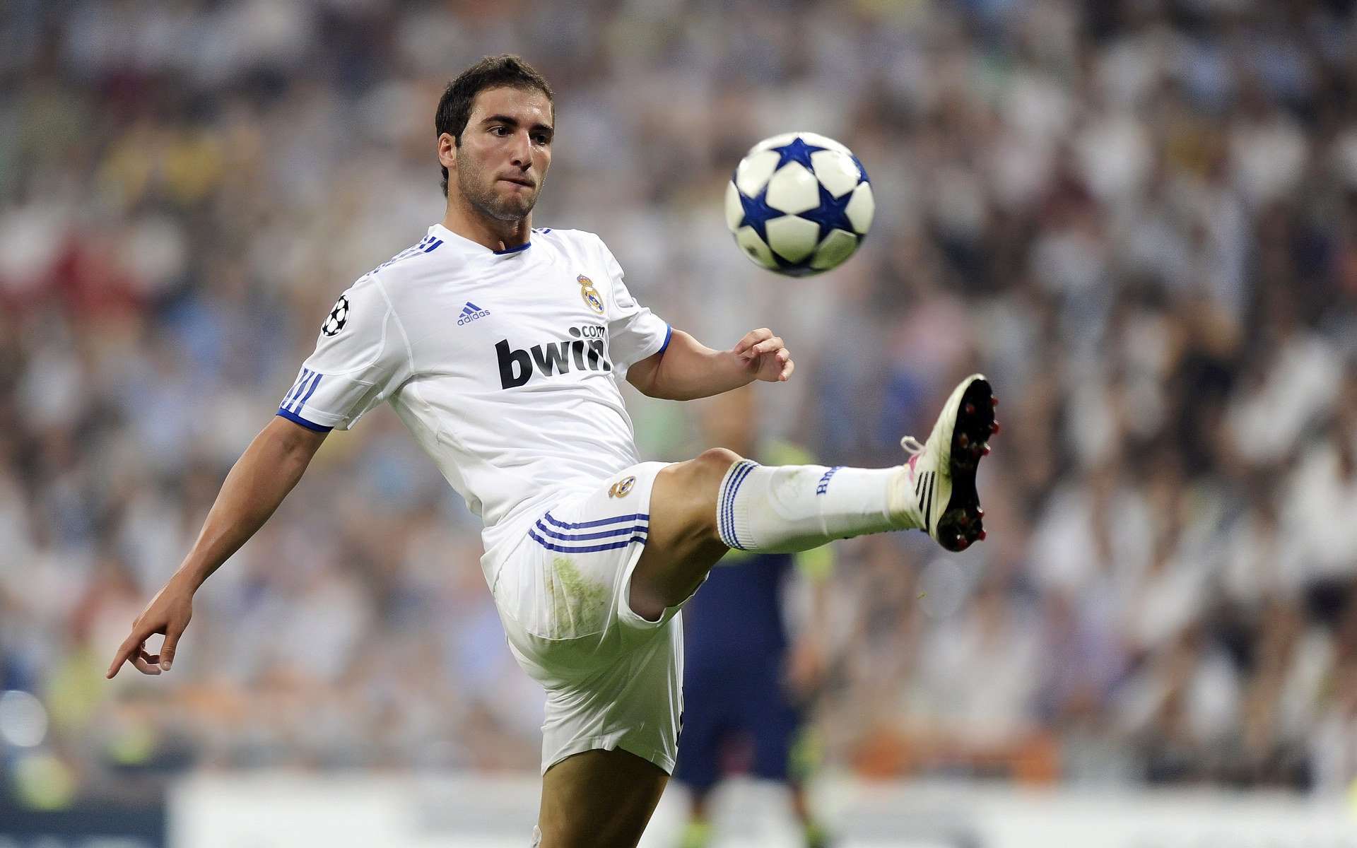 富安健洋刷新纪录之夜,克罗地亚对阵法国背后的亚洲力量崛起