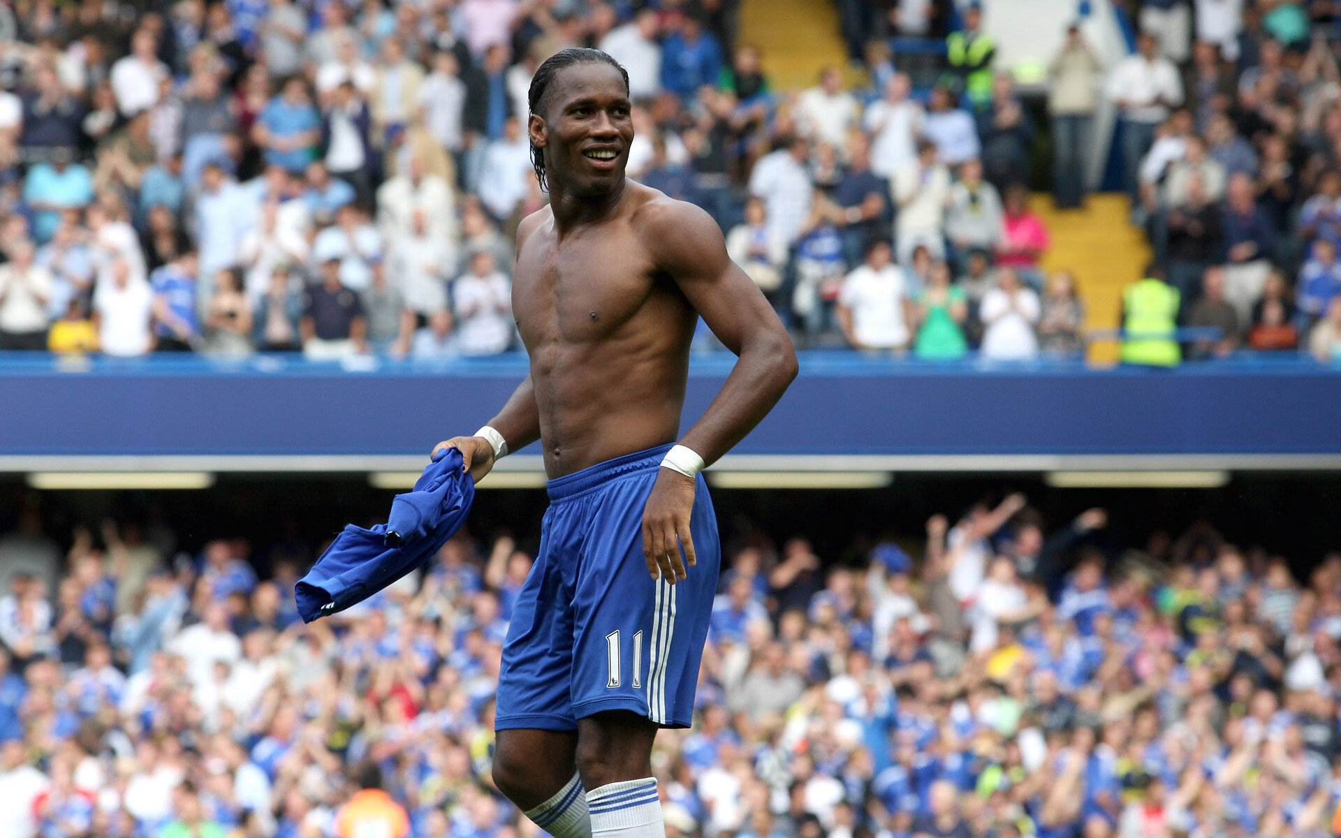 新王登基,皮亚斯特里率迈凯伦力克威廉姆斯,诠释赛道唯一性