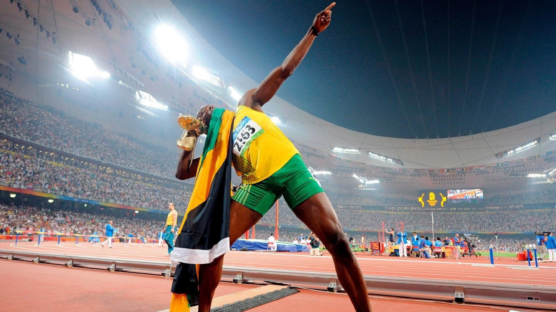 绝境中的逆袭，范弗利特扛起深圳队，上演惊天翻盘76人传奇